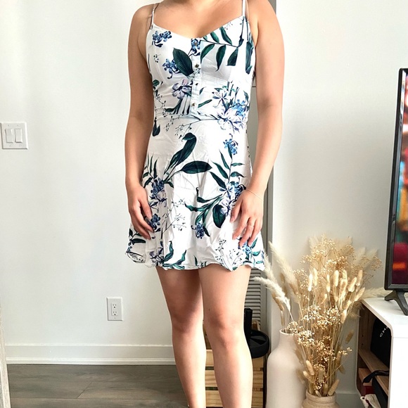 Summer dress - Picture 1 of 2